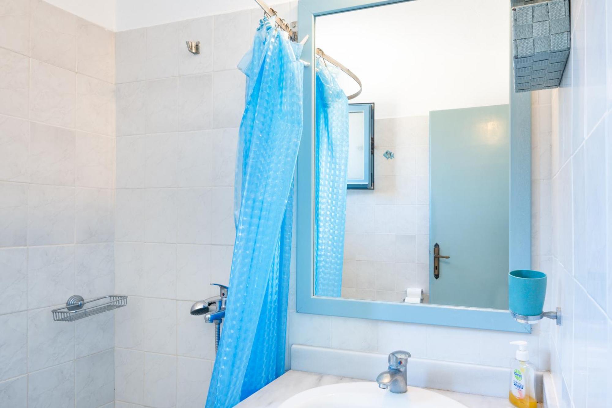 Beachfront Lampis Dolphin 4 스칼라 외부 사진