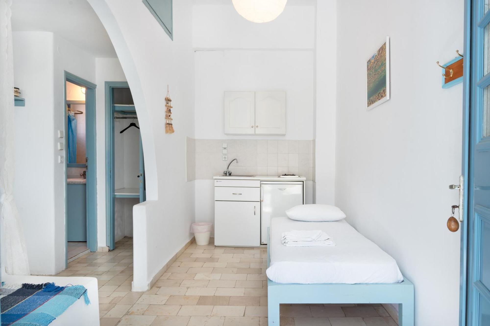 Beachfront Lampis Dolphin 4 스칼라 외부 사진