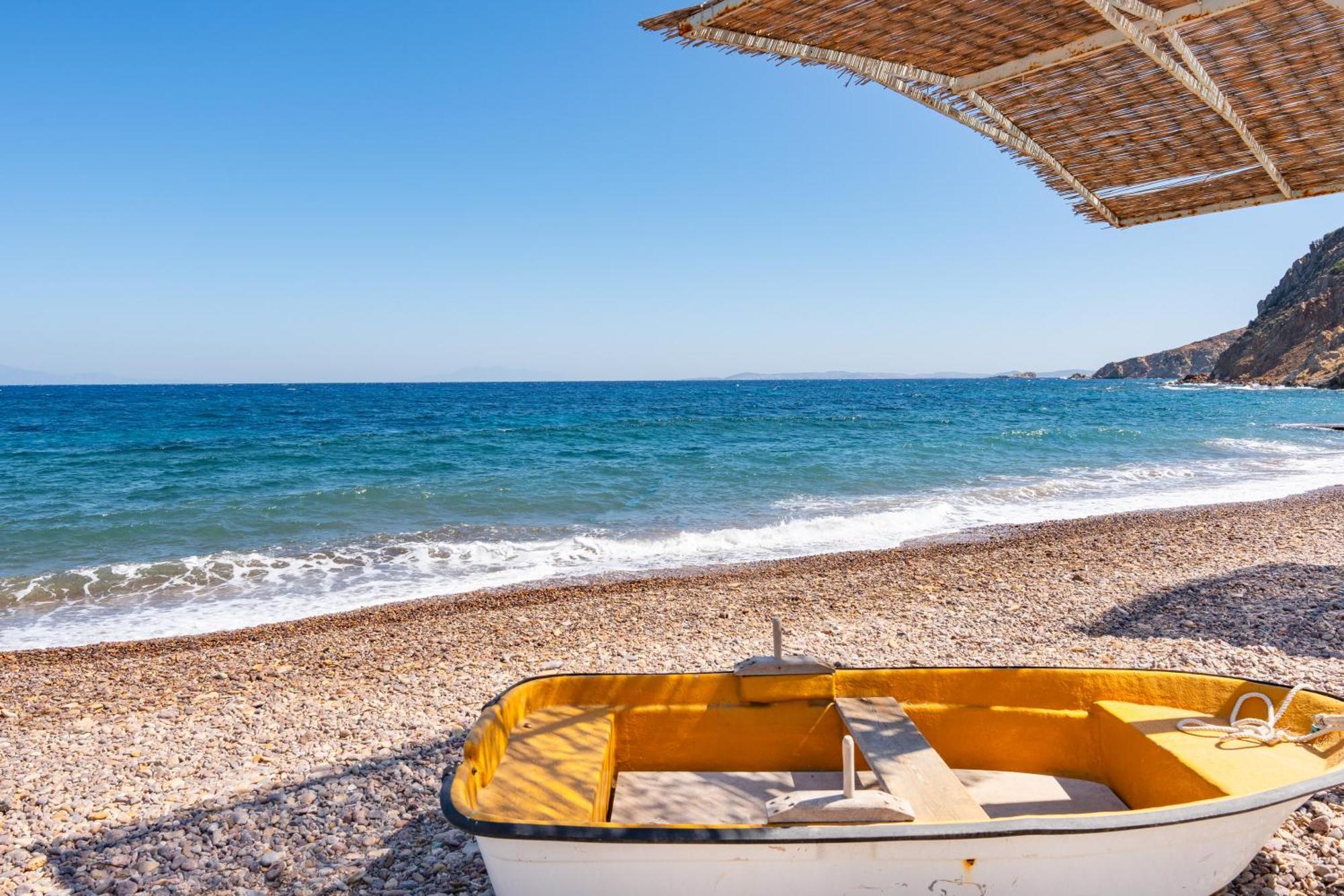 Beachfront Lampis Dolphin 4 스칼라 외부 사진
